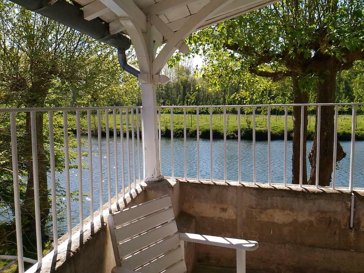 Le Gue Renard-Un Balcon Sur La Charente Vila Jarnac Exterior foto